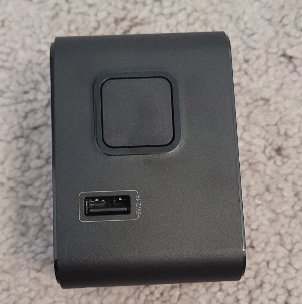 Macrae Travel Adapter - Picture 8 of 12